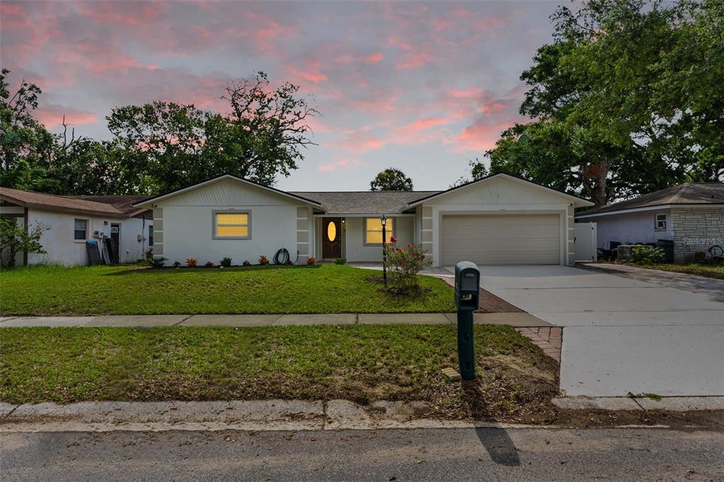 107 VALLEY CIRCLE