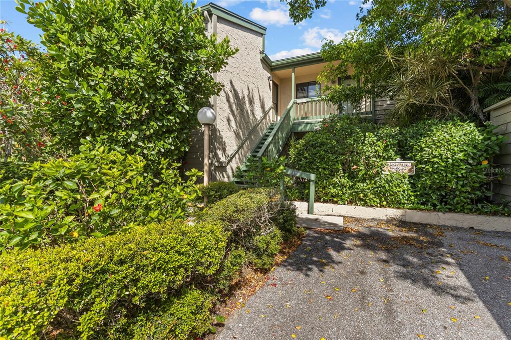 1511 PELICAN POINT DRIVE UNIT 279