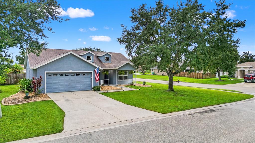 12167 WARWICK CIRCLE, PARRISH, FL — photo 2 of 30