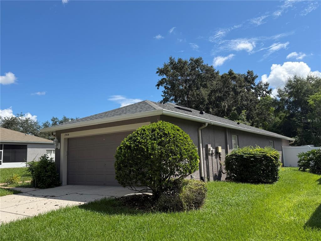 1904 SAMANTHA LANE, VALRICO, FL — photo 3 of 25