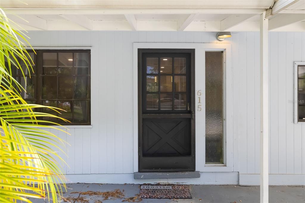 615 S SHADE AVENUE, SARASOTA, FL — photo 5 of 30