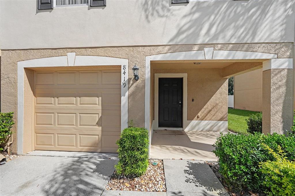 8419 EDGEWATER PLACE BOULEVARD, TAMPA, FL — photo 4 of 33