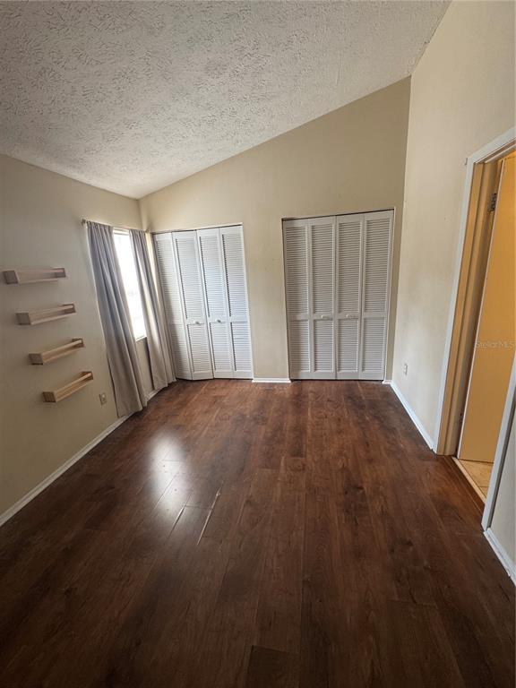 9459 FOREST HILLS CIRCLE, TAMPA, FL — photo 4 of 17