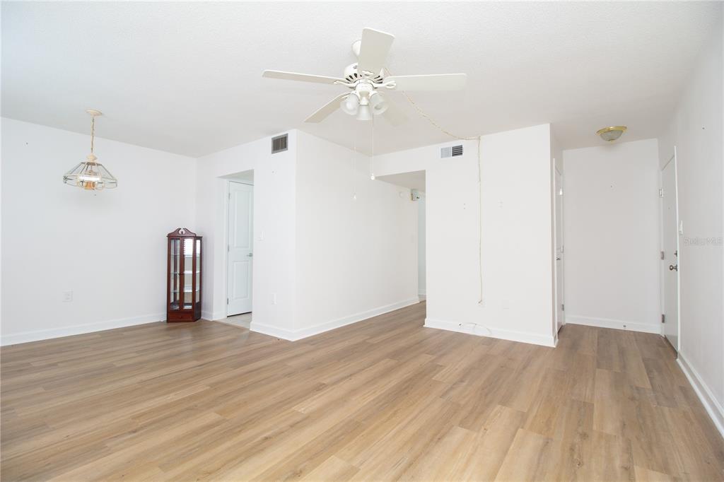 6940 A SUNSET DRIVE S UNIT 1A, SOUTH PASADENA, FL — photo 3 of 17