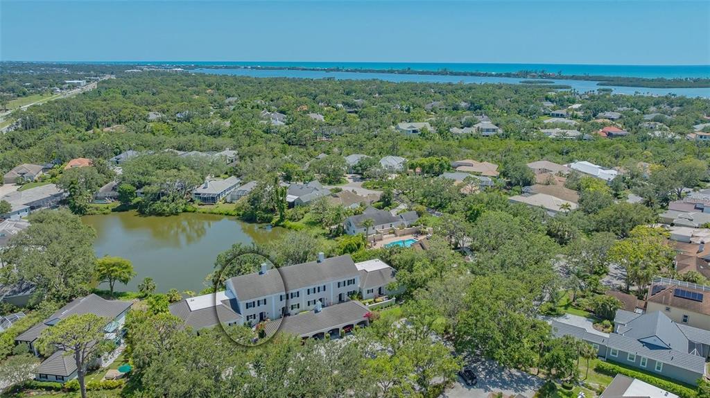 33 BISHOPS COURT ROAD UNIT 118, OSPREY, FL — photo 2 of 30