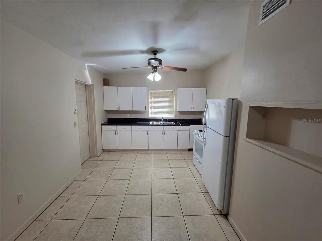285 SEMINOLE AVENUE, LAKE MARY, FL — photo 5 of 14
