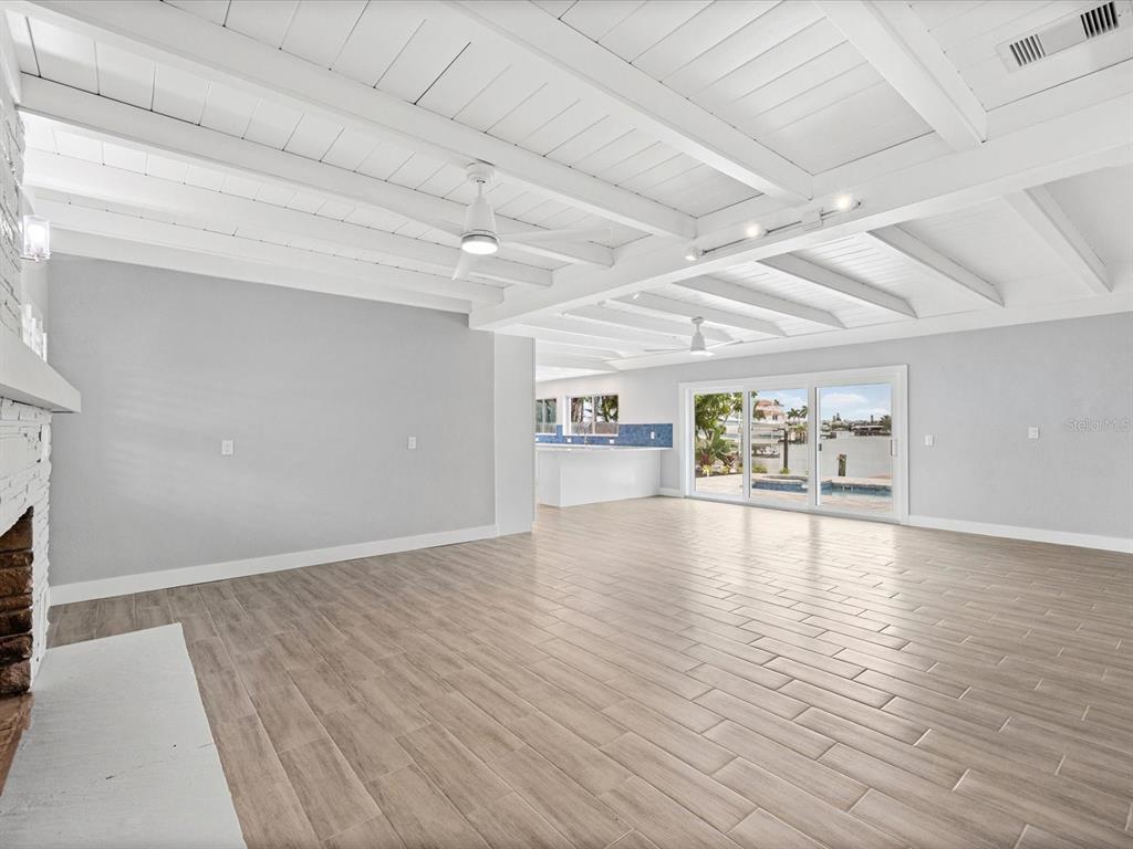 529 80TH AVENUE, ST PETE BEACH, FL — photo 5 of 30