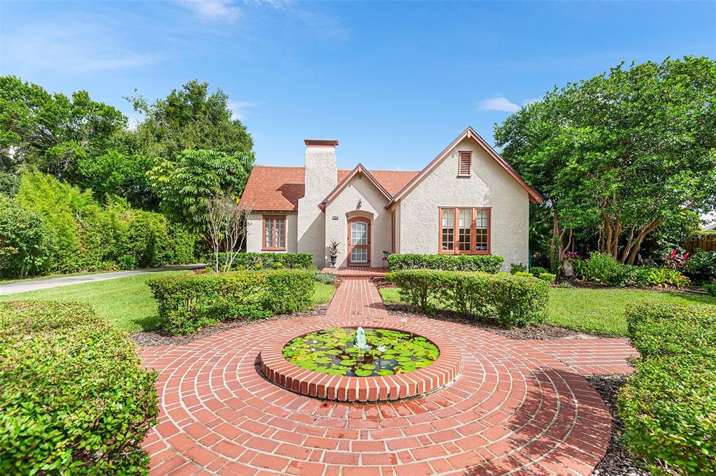 1323 STATELY OAKS DRIVE NW