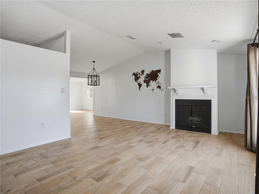 6743 LARCHMONT AVENUE, NEW PORT RICHEY, FL — photo 4 of 30