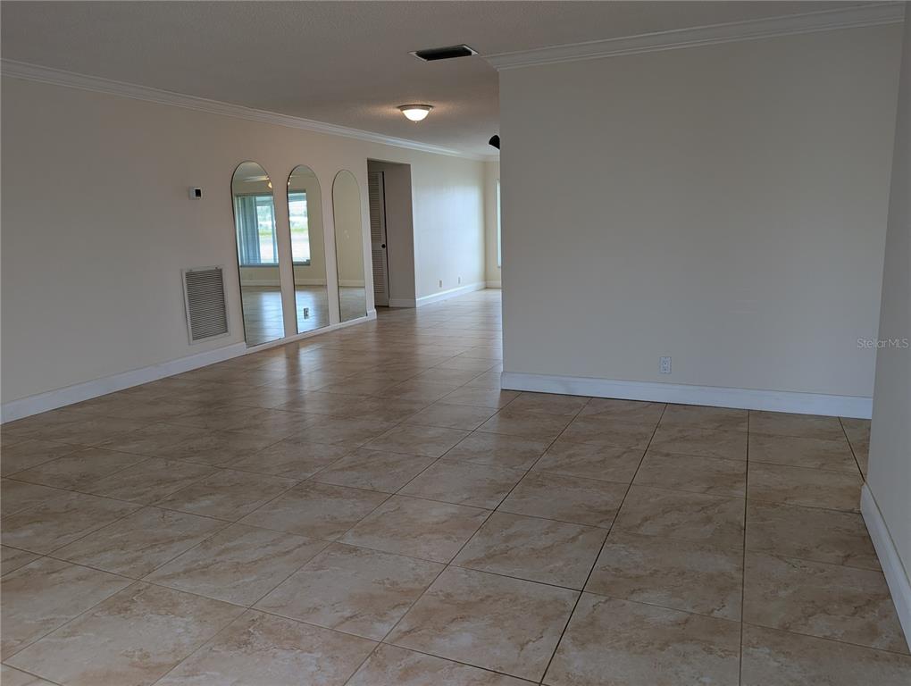 3641 93RD AVENUE N UNIT 6, PINELLAS PARK, FL — photo 3 of 30