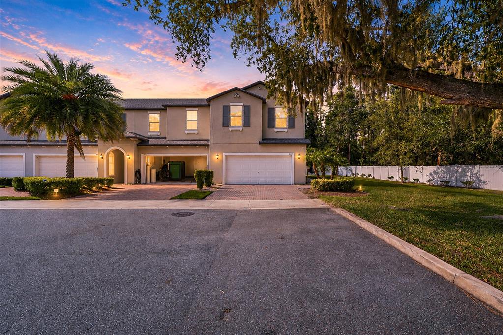 6809 VIA PERLOSO COURT