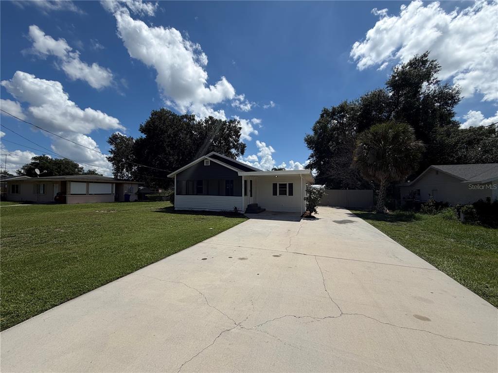 335 E HOFFMAN STREET, LAKE ALFRED, FL — photo 3 of 18