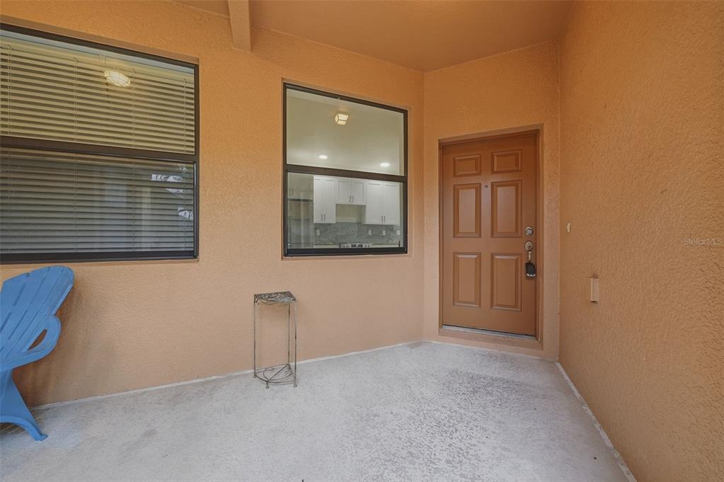 201 SHELL FALLS DRIVE, APOLLO BEACH, FL — photo 3 of 15