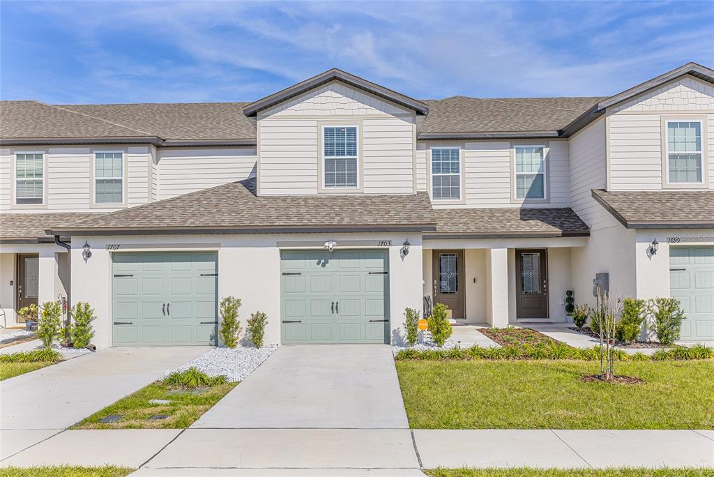 1703 WYNFORD CIRCLE