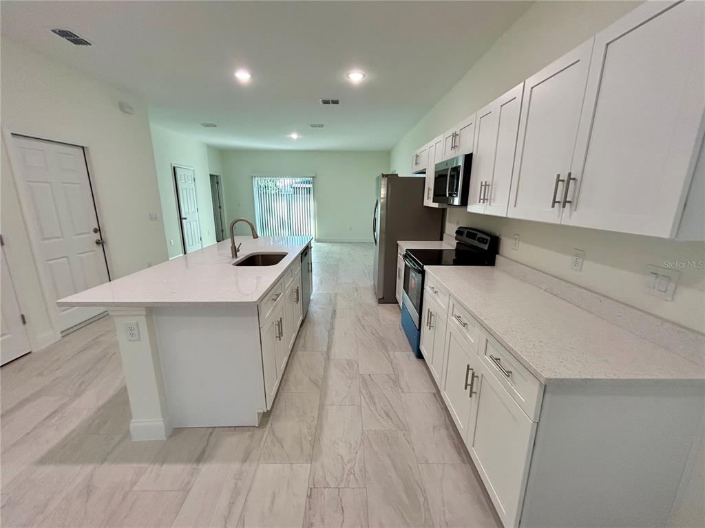 1034 RANDALL STREET, ORLANDO, FL — photo 3 of 19