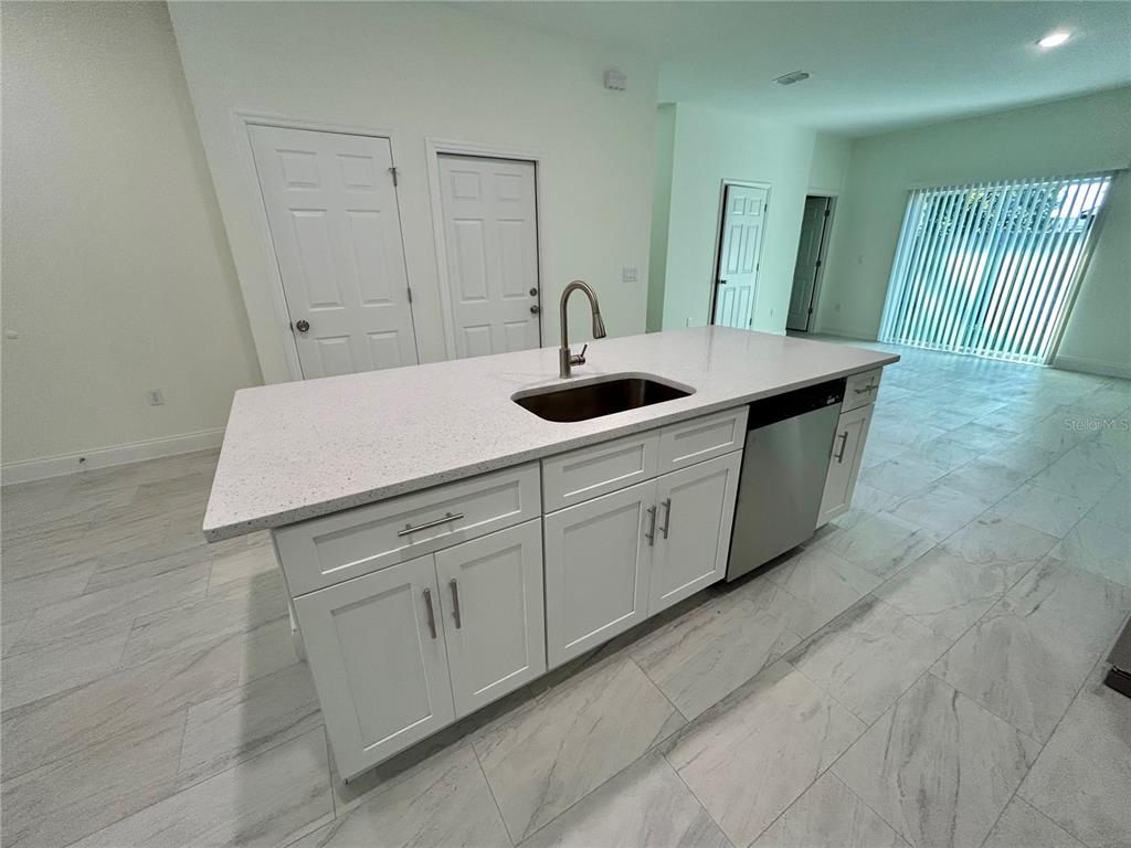1034 RANDALL STREET, ORLANDO, FL — photo 5 of 19
