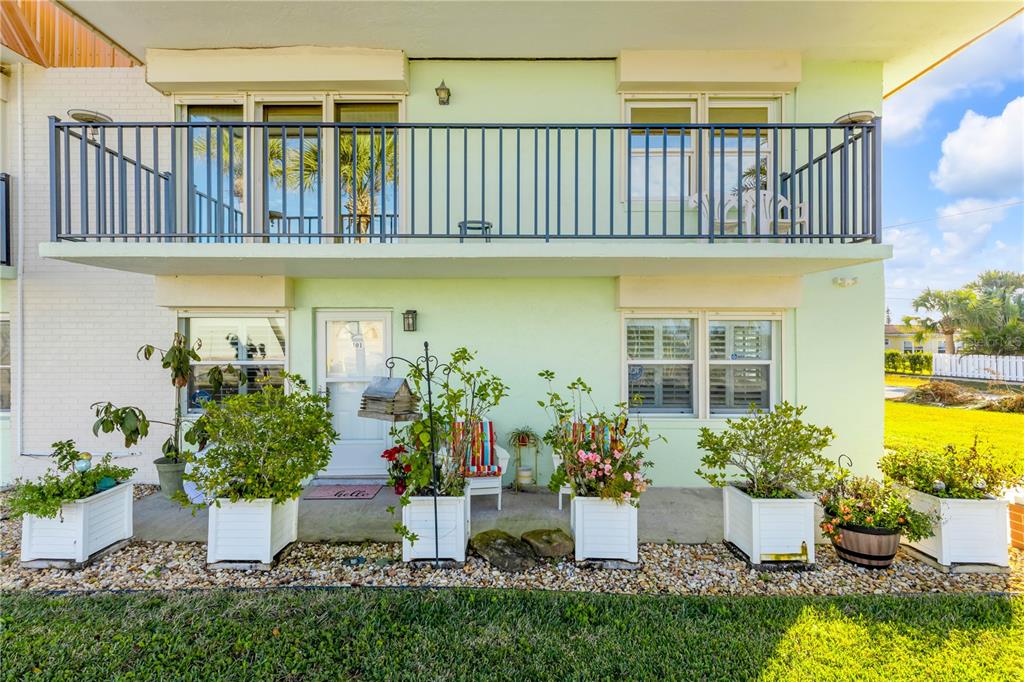 10 LYNNHURST DRIVE UNIT 101