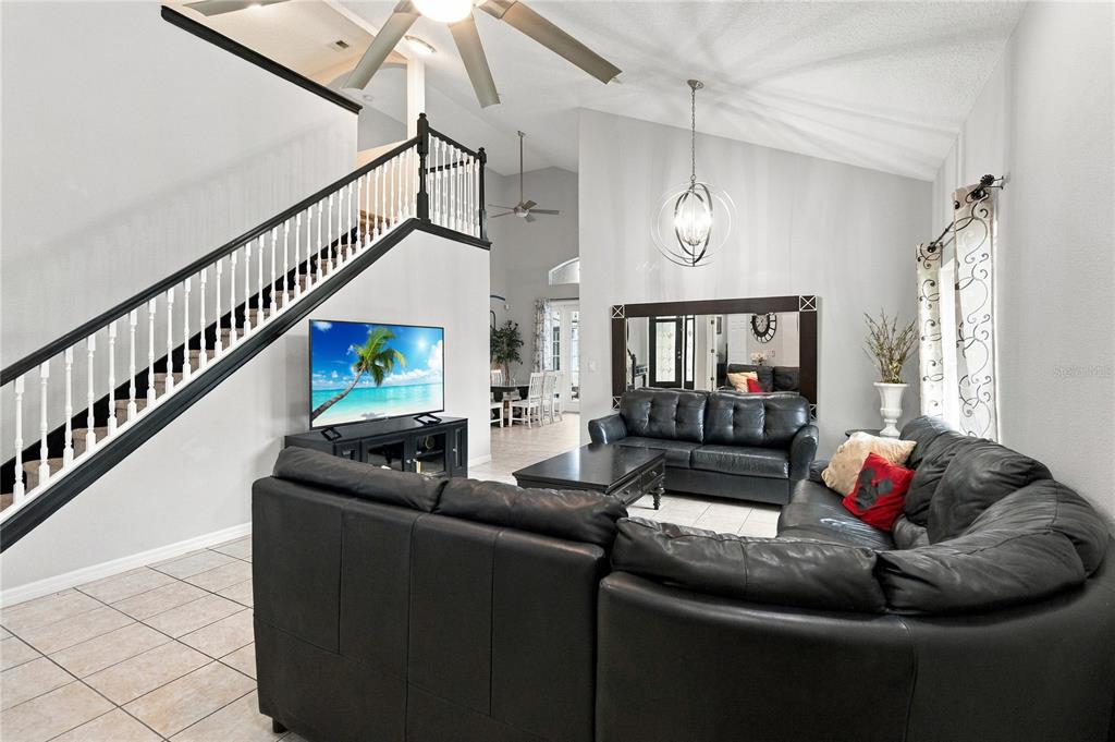 2728 FORMOSA BOULEVARD, KISSIMMEE, FL — photo 4 of 30