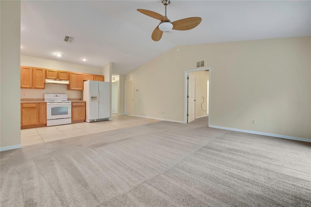 5539 W OAK PARK BOULEVARD, HOMOSASSA, FL — photo 5 of 30