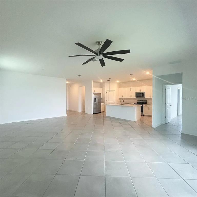 8318 WATERSCAPE ROAD, ENGLEWOOD, FL — photo 3 of 22