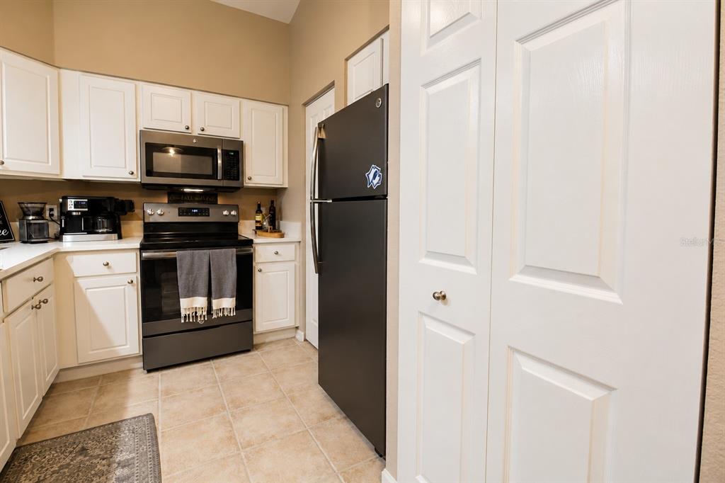 9124 SW 51 ROAD UNIT B 303, GAINESVILLE, FL — photo 4 of 29
