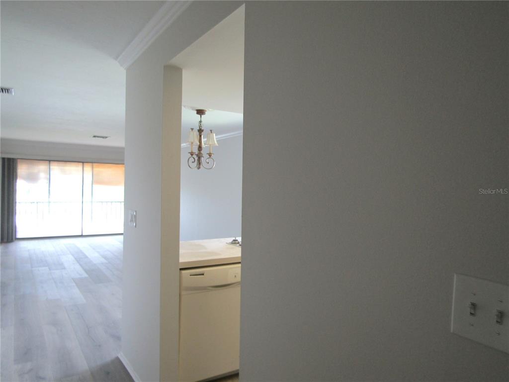 3057 TAYWOOD MEADOWS UNIT 2, SARASOTA, FL — photo 4 of 17