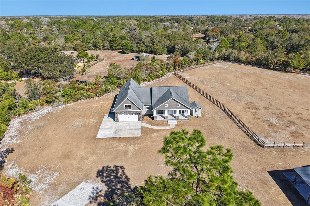 2537 BUCK KNIFE COURT