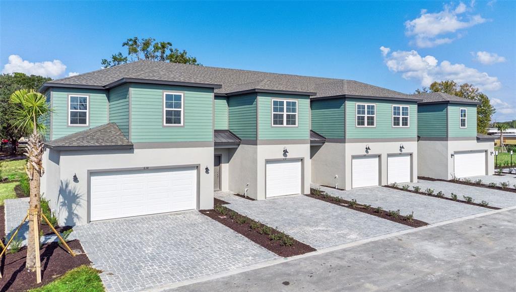 654 CEDAR ELM COURT