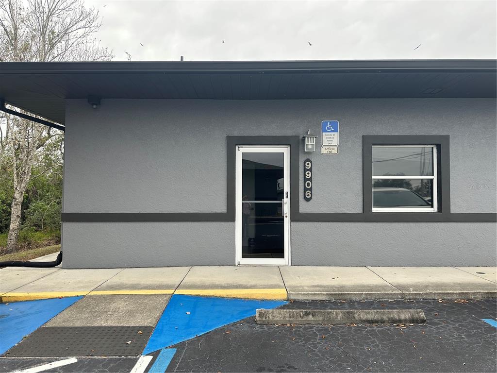 9906 E STATE ROAD 64