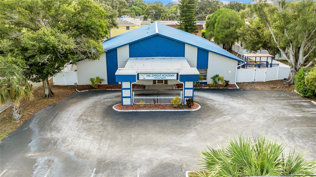 1419 SUNSET POINT ROAD