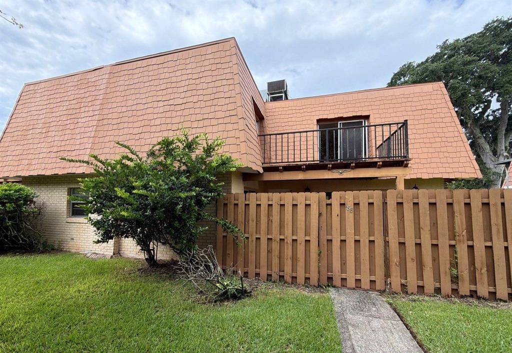 188 MOONSTONE COURT