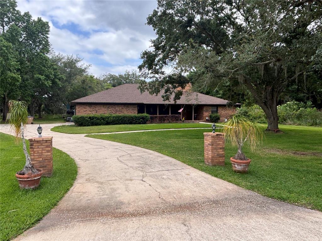 1825 BIG OAK LANE LANE