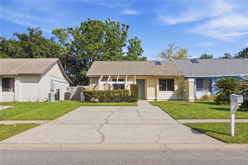 9911 LANCEWOOD STREET SE, ORLANDO, FL — photo 3 of 30
