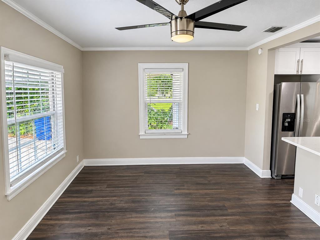 3184 11TH AVENUE N, ST PETERSBURG, FL — photo 2 of 20
