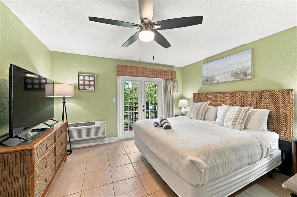1420 BAYSHORE BOULEVARD UNIT 409, DUNEDIN, FL — photo 5 of 30
