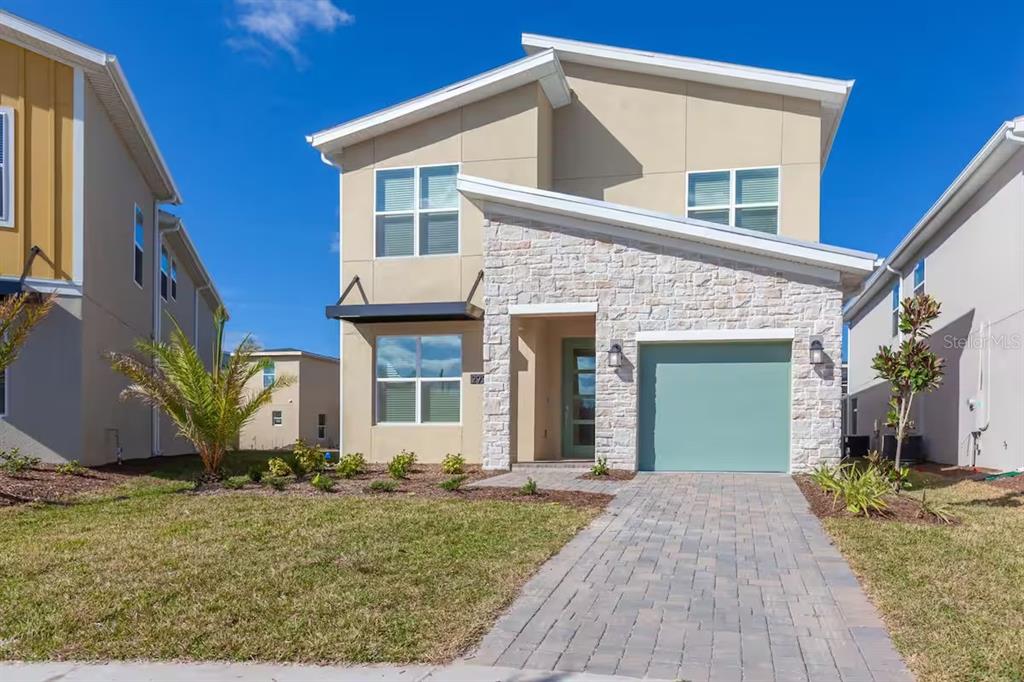 2924 PROTAGONIST STREET