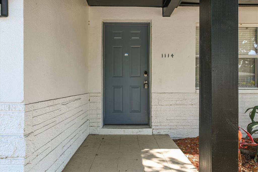 1114 LA SALLE STREET, CLEARWATER, FL — photo 3 of 30