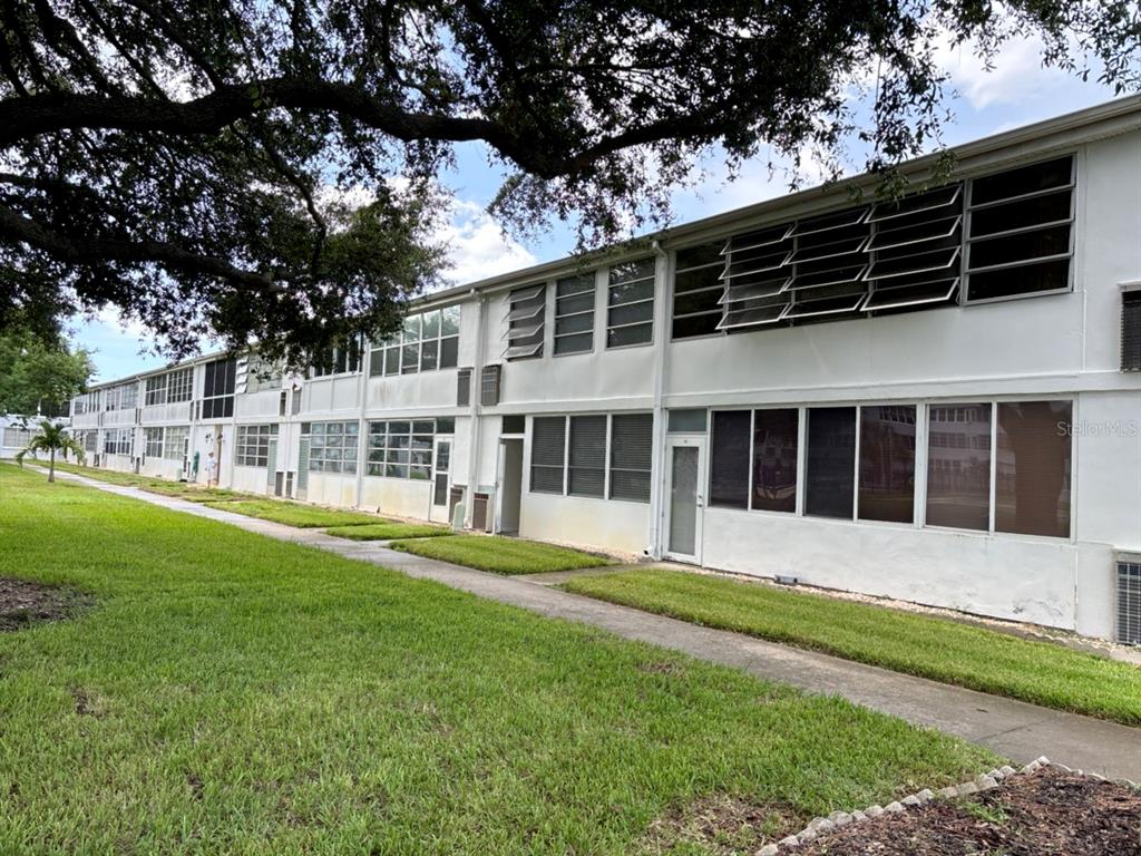 1000 79TH AVENUE N UNIT 102, ST PETERSBURG, FL — photo 2 of 15