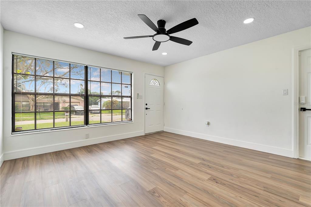 340 FISHER LANE, MERRITT ISLAND, FL — photo 3 of 30
