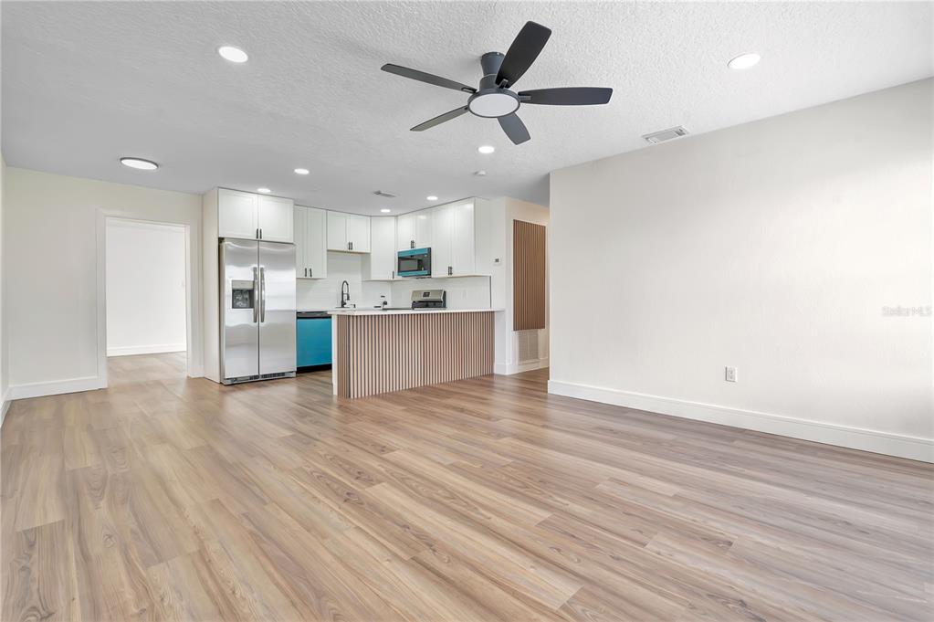 340 FISHER LANE, MERRITT ISLAND, FL — photo 4 of 30