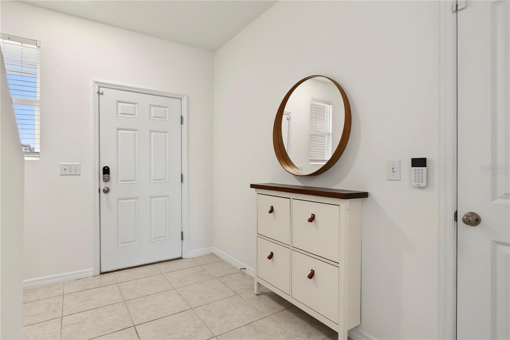 461 MADISON DRIVE, DAVENPORT, FL — photo 4 of 30