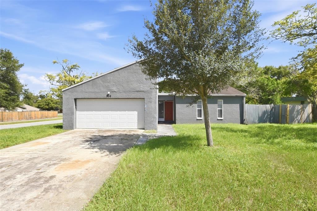 209 BANYAN COURT
