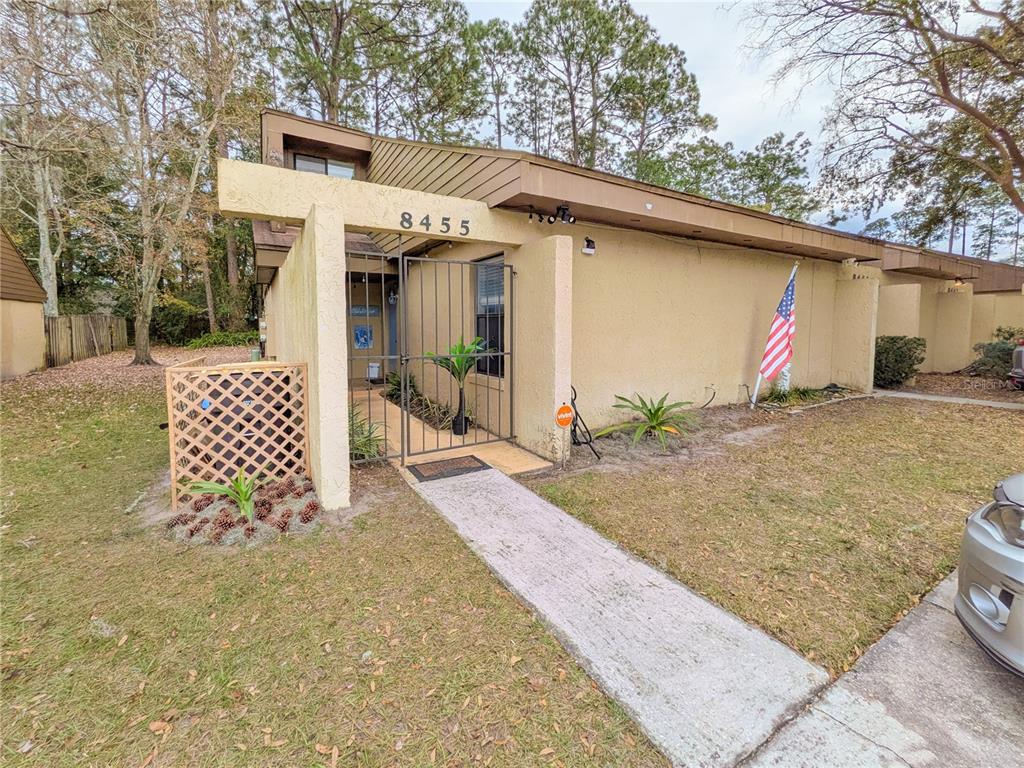8455 PINEVERDE LANE