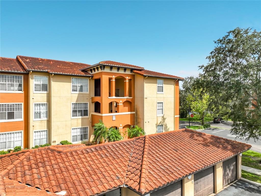5578 METROWEST BOULEVARD UNIT 1-310, ORLANDO, FL — photo 2 of 59
