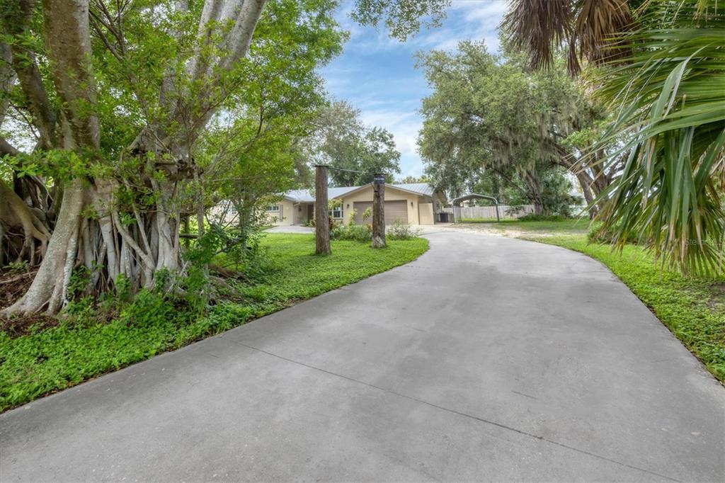 336 TIMBRUCE LANE NW, PORT CHARLOTTE, FL — photo 3 of 30