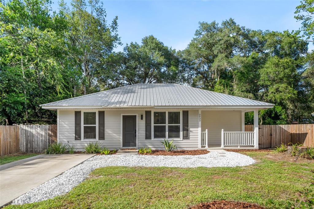 2032 NW 33RD AVENUE, GAINESVILLE, FL — photo 2 of 30