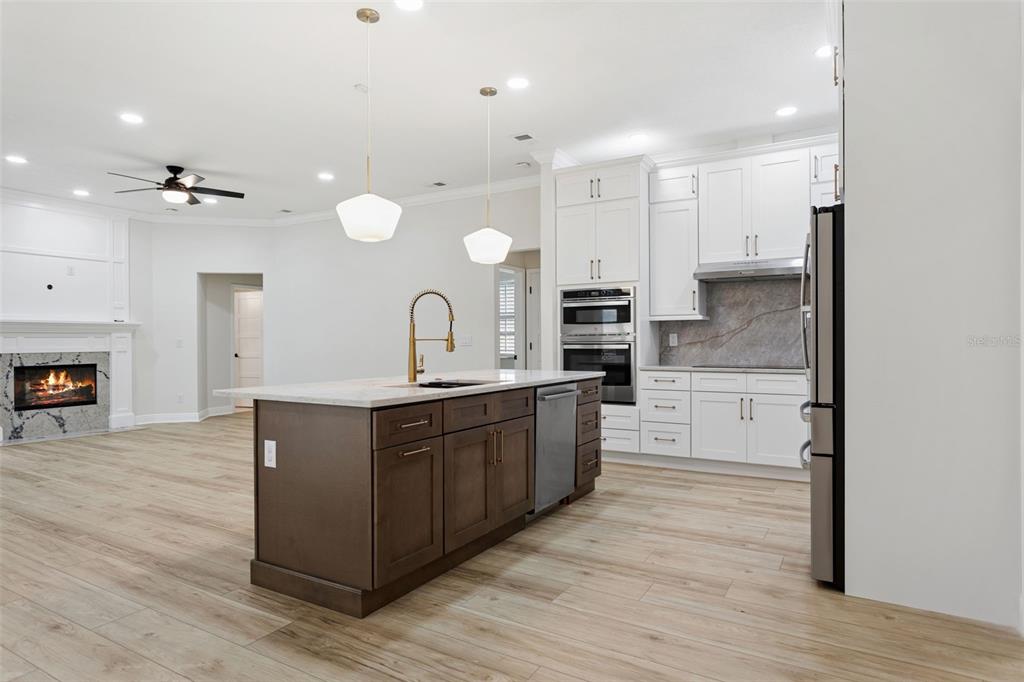 1707 LA FOREST AVENUE, SAFETY HARBOR, FL — photo 5 of 25