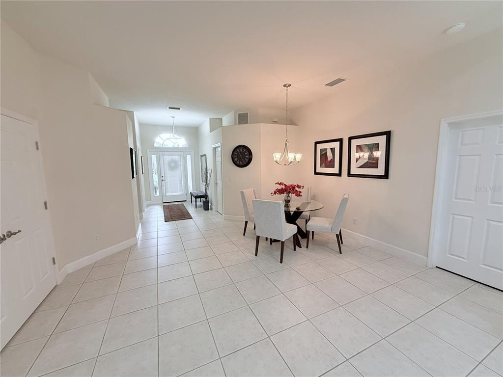 6837 74TH STREET CIRCLE E, BRADENTON, FL — photo 5 of 28
