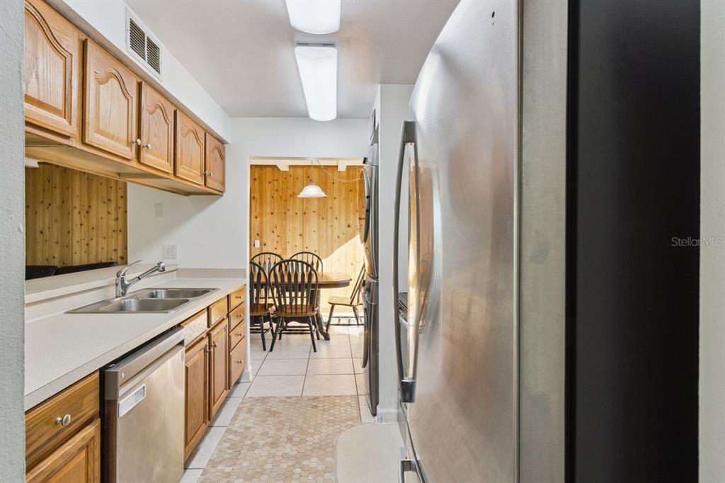 109 LA CASA UNIT 109, LAKE WALES, FL — photo 4 of 30