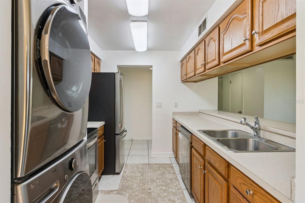 109 LA CASA UNIT 109, LAKE WALES, FL — photo 5 of 30